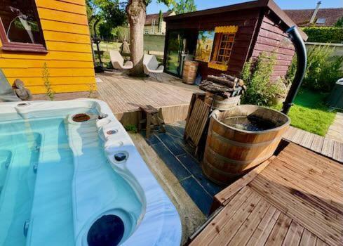 O Et Terre, Gite Ressourcement Bains Spa Cryo Sauna Et Foret Dormelles Bagian luar foto